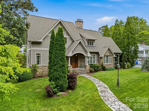76 Edgelawn Road Asheville NC 28804