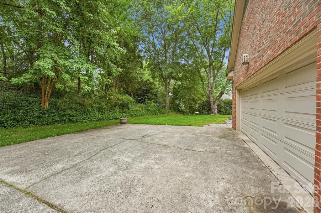 2341 Hamilton Mill Road Charlotte NC 28270