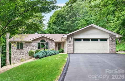 1820 Riverview Court Hendersonville NC 28739