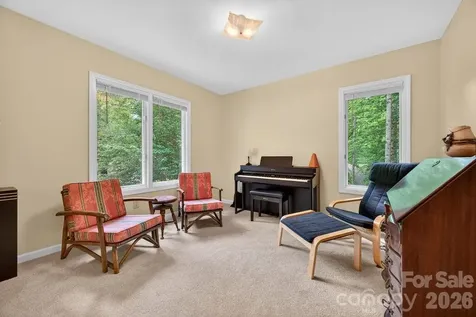 1820 Riverview Court Hendersonville NC 28739