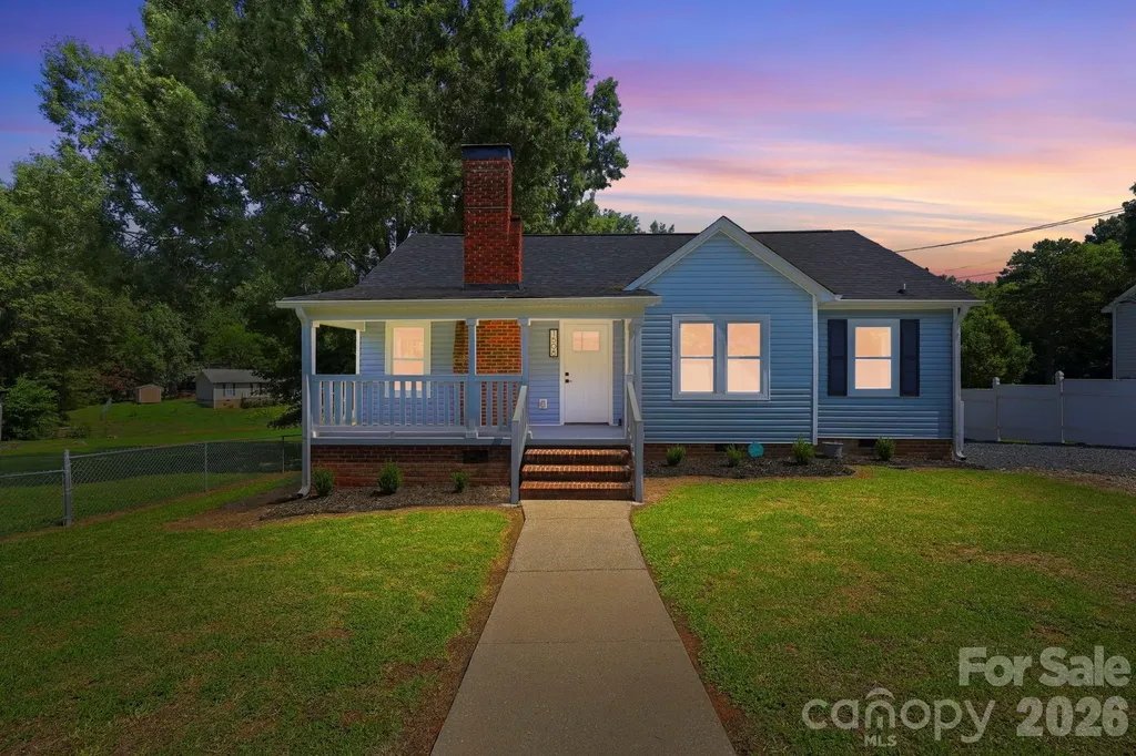 1508 Old Charlotte Road Albemarle NC 28001