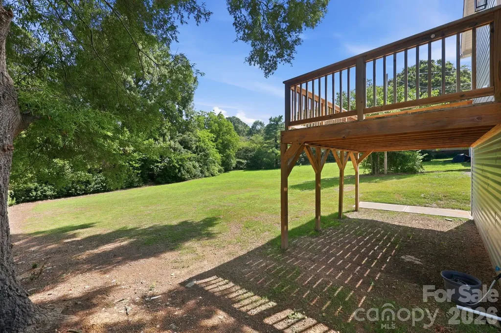 1508 Old Charlotte Road Albemarle NC 28001