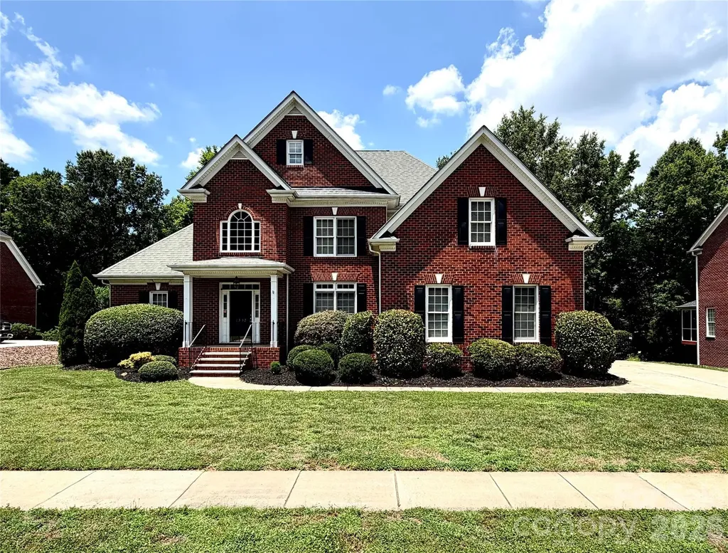 1332 Bershire Lane Charlotte NC 28262