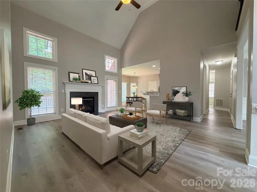 1332 Bershire Lane Charlotte NC 28262