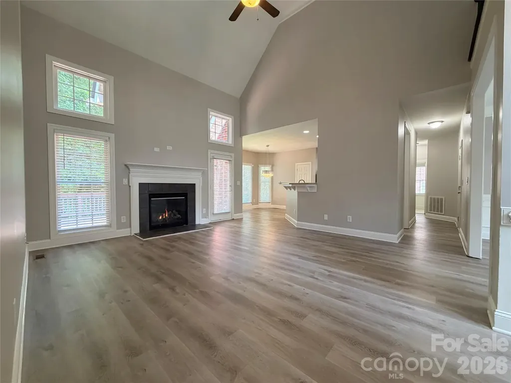 1332 Bershire Lane Charlotte NC 28262