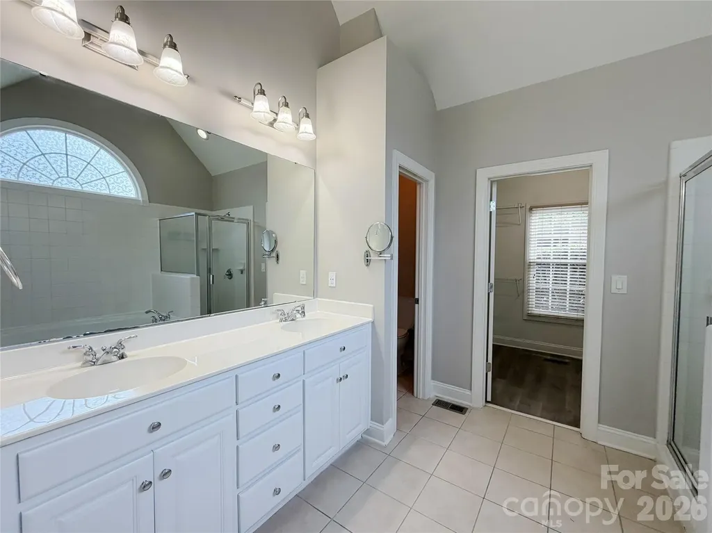 1332 Bershire Lane Charlotte NC 28262