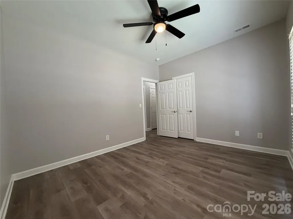 1332 Bershire Lane Charlotte NC 28262