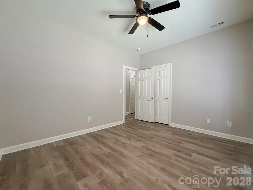 1332 Bershire Lane Charlotte NC 28262