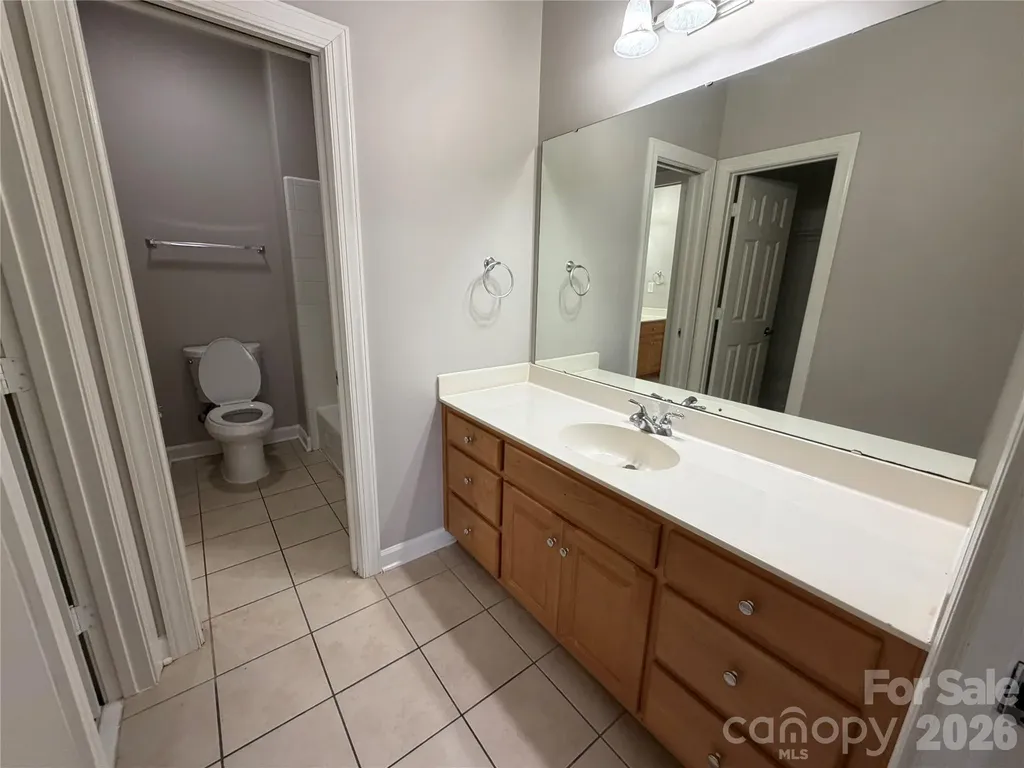1332 Bershire Lane Charlotte NC 28262