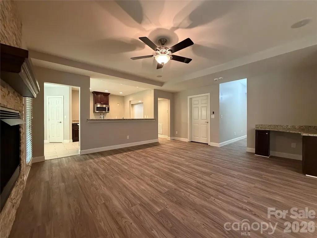 1332 Bershire Lane Charlotte NC 28262