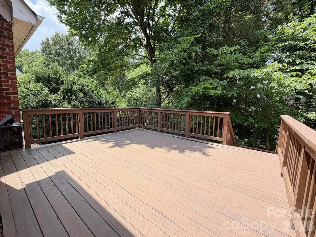 1332 Bershire Lane Charlotte NC 28262