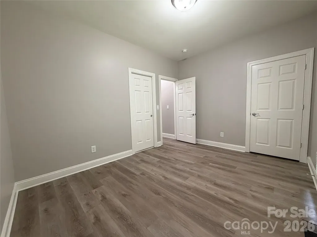 1332 Bershire Lane Charlotte NC 28262