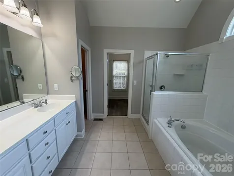1332 Bershire Lane Charlotte NC 28262