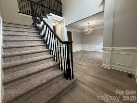 1332 Bershire Lane Charlotte NC 28262