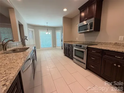 1332 Bershire Lane Charlotte NC 28262