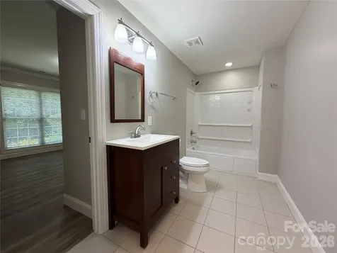 1332 Bershire Lane Charlotte NC 28262