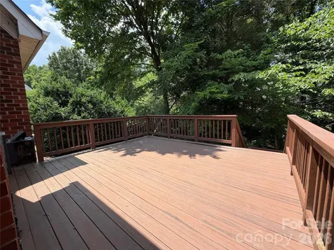 1332 Bershire Lane Charlotte NC 28262