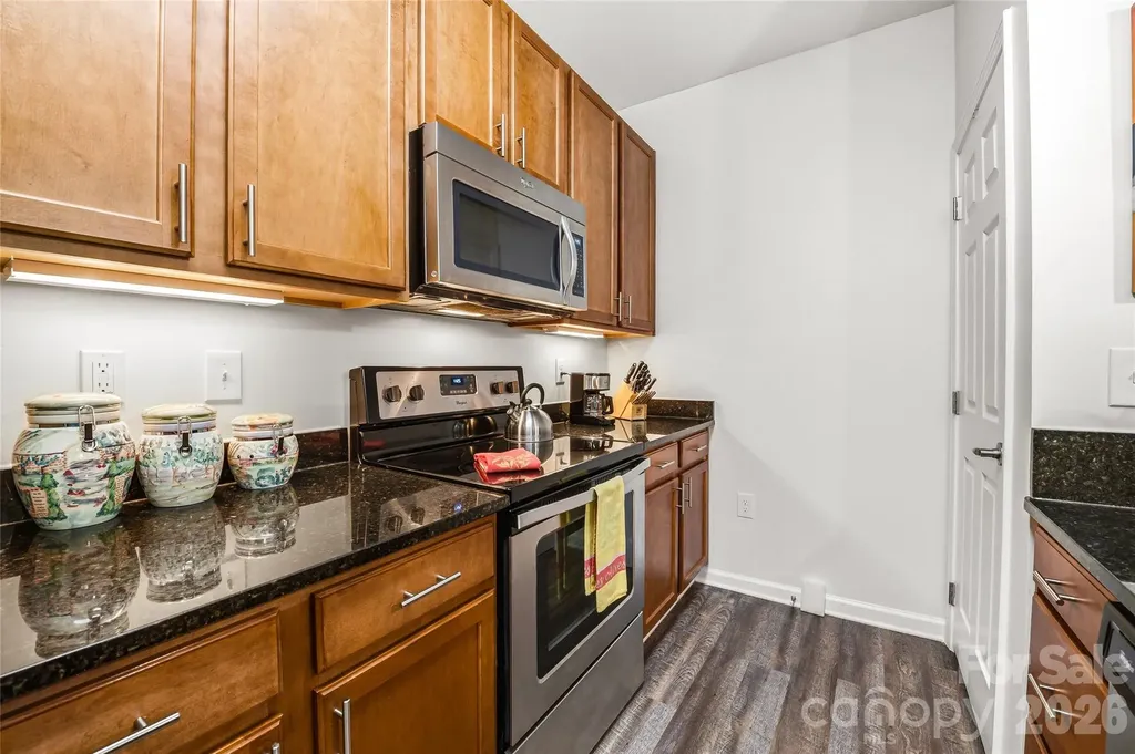 142 Brickton Village Circle Fletcher NC 28732