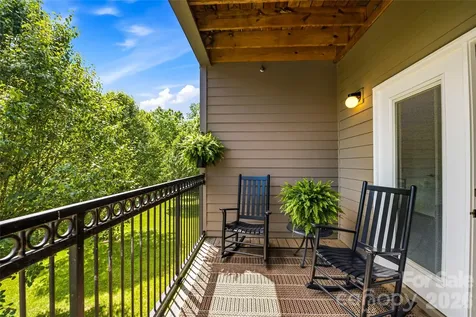 142 Brickton Village Circle Fletcher NC 28732