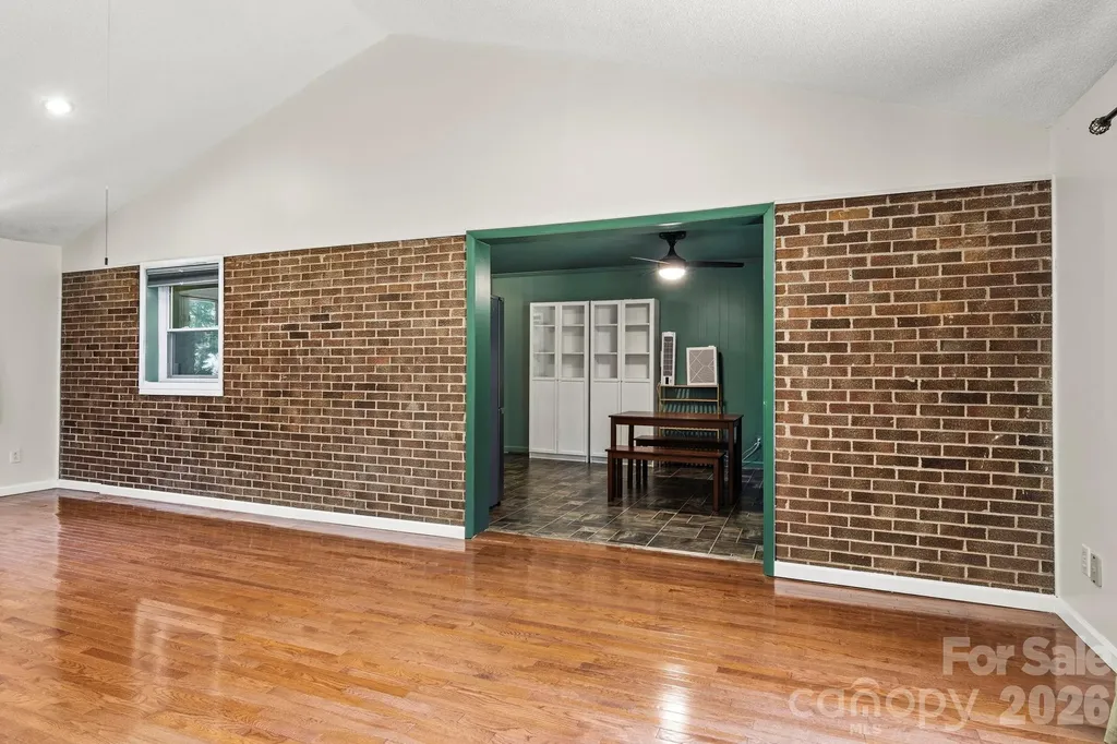 2951 7th Street Drive NE Hickory NC 28601