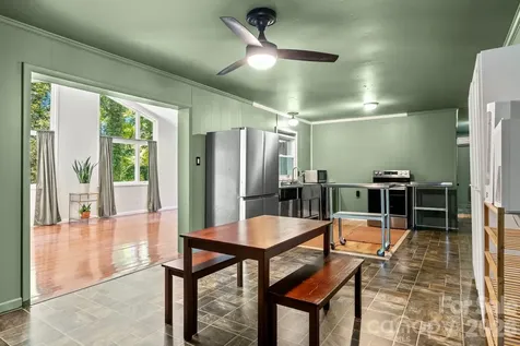 2951 7th Street Drive NE Hickory NC 28601