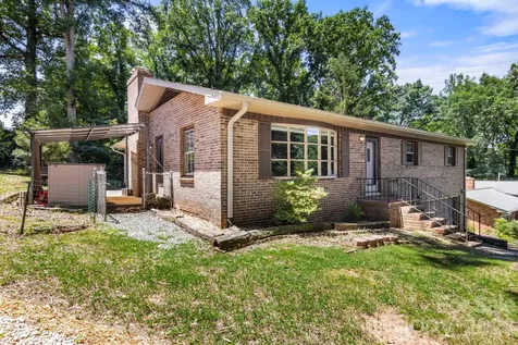 2951 7th Street Drive NE Hickory NC 28601