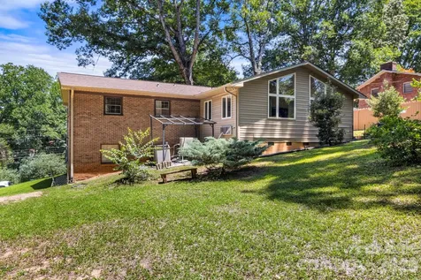 2951 7th Street Drive NE Hickory NC 28601