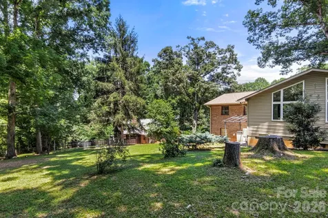 2951 7th Street Drive NE Hickory NC 28601