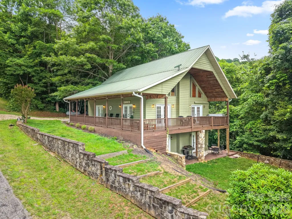576 Grizzly Ridge Bryson City NC 28713