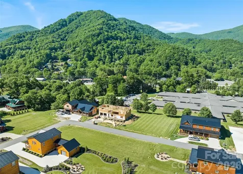 12 Mari Place Maggie Valley NC 28751