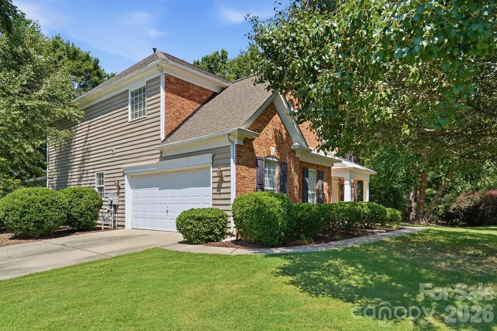 4814 King Arthur Drive Charlotte NC 28277