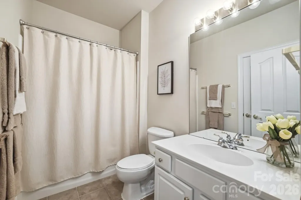 4814 King Arthur Drive Charlotte NC 28277