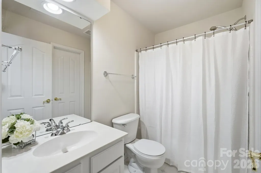 4814 King Arthur Drive Charlotte NC 28277