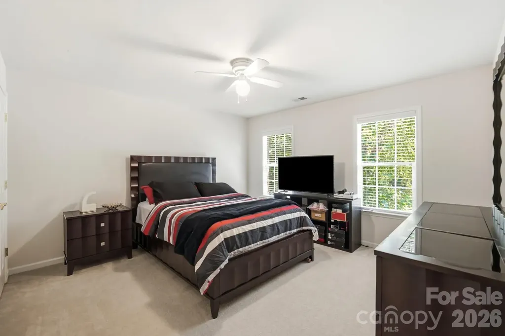 4814 King Arthur Drive Charlotte NC 28277