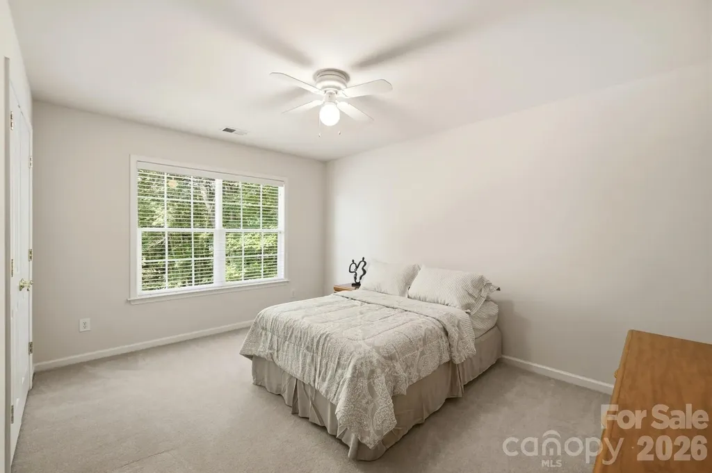 4814 King Arthur Drive Charlotte NC 28277