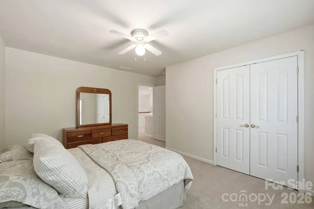 4814 King Arthur Drive Charlotte NC 28277