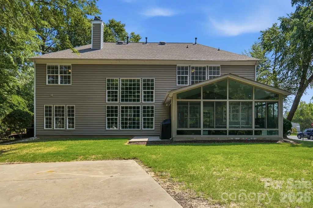 4814 King Arthur Drive Charlotte NC 28277