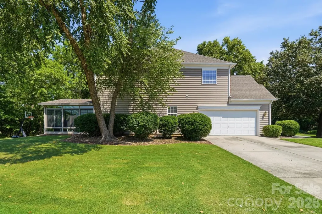 4814 King Arthur Drive Charlotte NC 28277