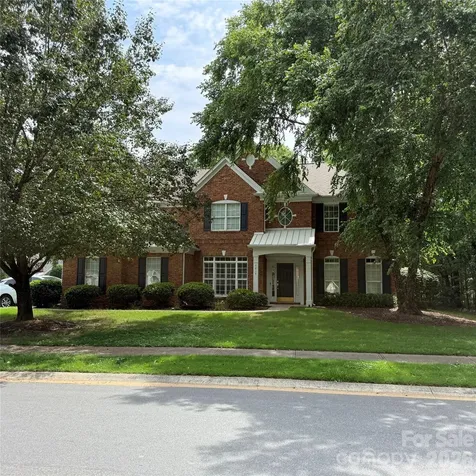 4814 King Arthur Drive Charlotte NC 28277