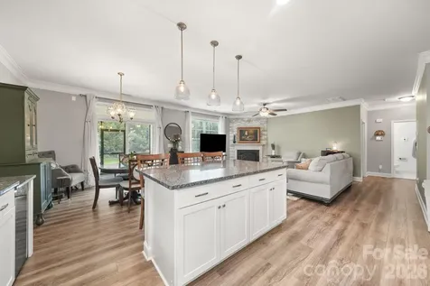 5021 Shadowbrook Road Waxhaw NC 28173