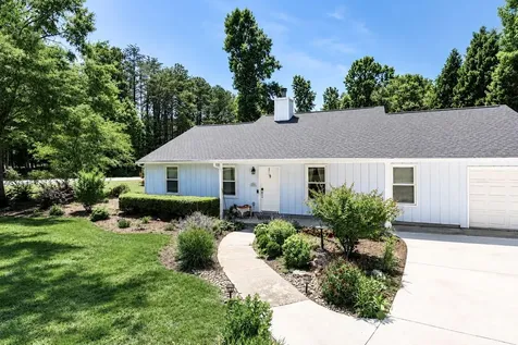105 Lake Top Lane Statesville NC 28677