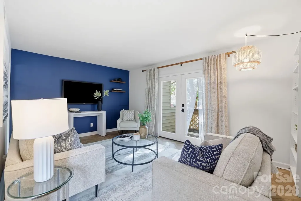 1616 Flynwood Drive Charlotte NC 28205