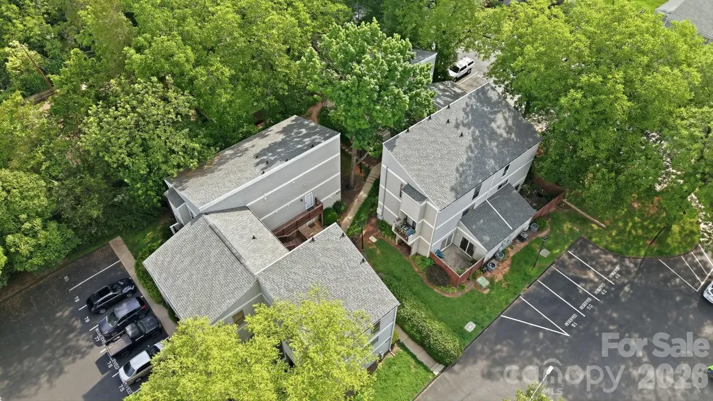 1616 Flynwood Drive Charlotte NC 28205