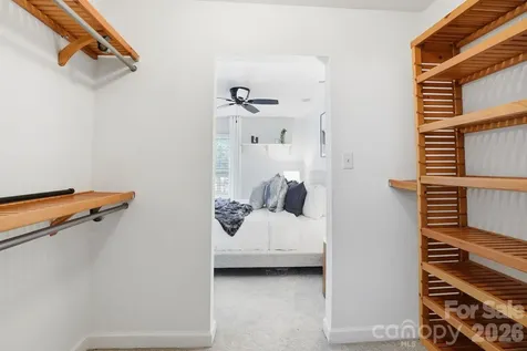 1616 Flynwood Drive Charlotte NC 28205