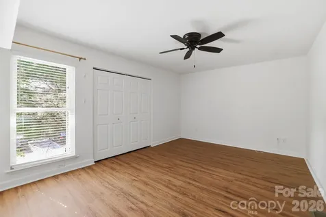 1616 Flynwood Drive Charlotte NC 28205