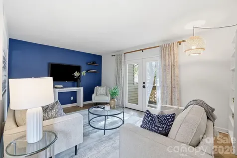 1616 Flynwood Drive Charlotte NC 28205