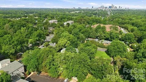 1616 Flynwood Drive Charlotte NC 28205