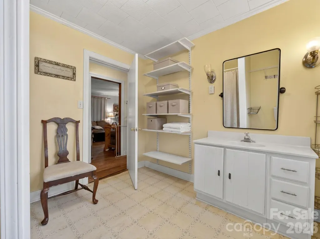 655 Edmiston Road Mt Ulla NC 28125