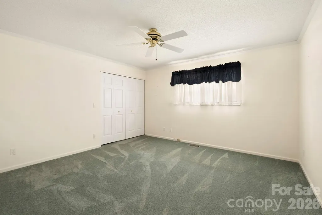 129 Forest View Drive Flat Rock NC 28731