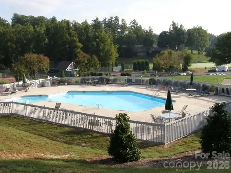 129 Forest View Drive Flat Rock NC 28731